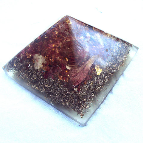 HHG Orgone Pyramid  HHG Orgone Pyramid , herkimmer diamond and shungite