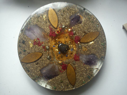 Large Orgone Charging Plate with shungite, ametyst points.