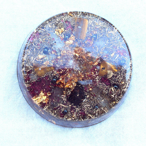 Orgone Travellers Charging Plate, tiger's eye and hematite.
